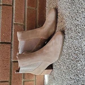 Anne Klien High Ankle Boot